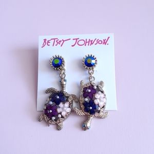 Betsey Johnson Mismatched Sea Turtle Drop Earrings